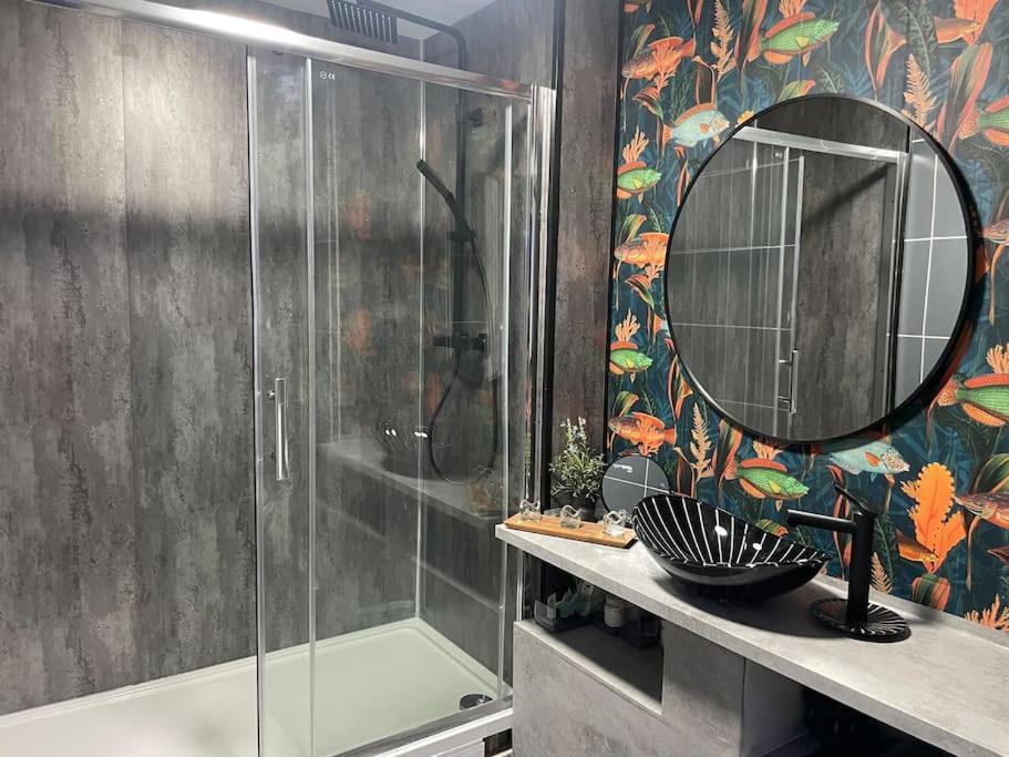 The Exclusive Jacuzzi Apartment Birmingham Zewnętrze zdjęcie